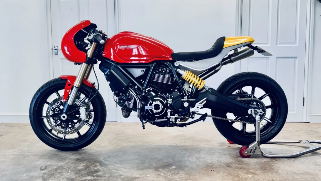Debolex Scrambler Cafe Racer