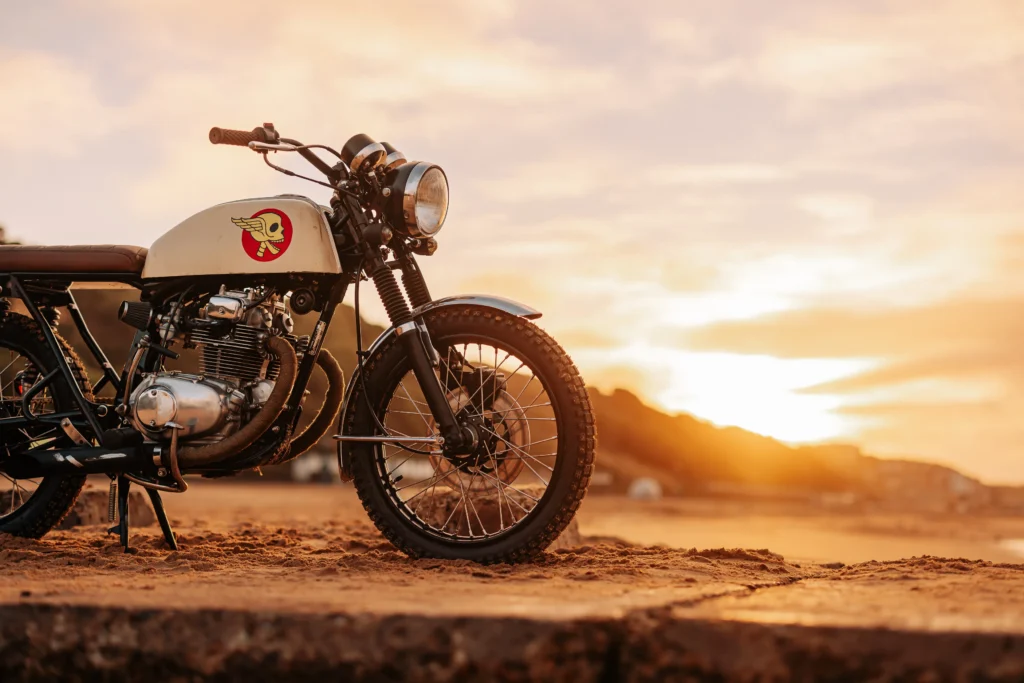 1976 Honda CB200T “Surf Sprinter”