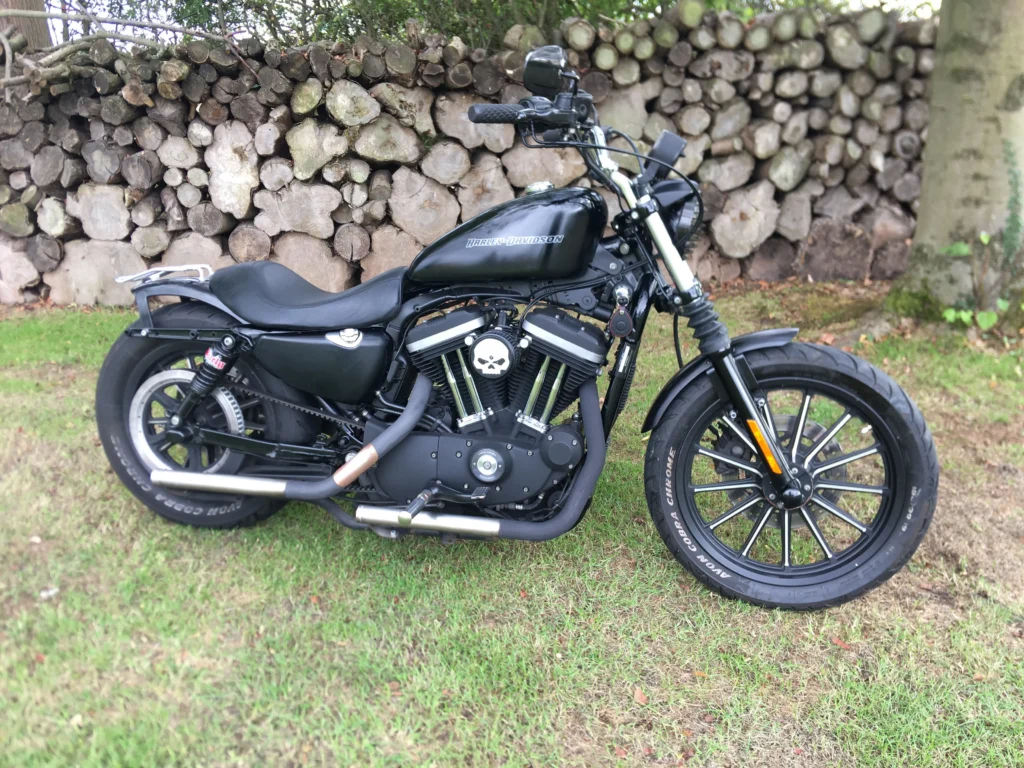 Harley Davidson 883 iron
