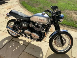 Triumph Thruxton Bonneville Custom photo 1