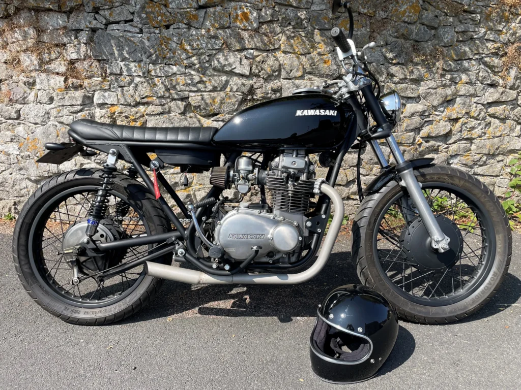 KAWASAKI 400 INGLORIOUS MOTORCYCLES