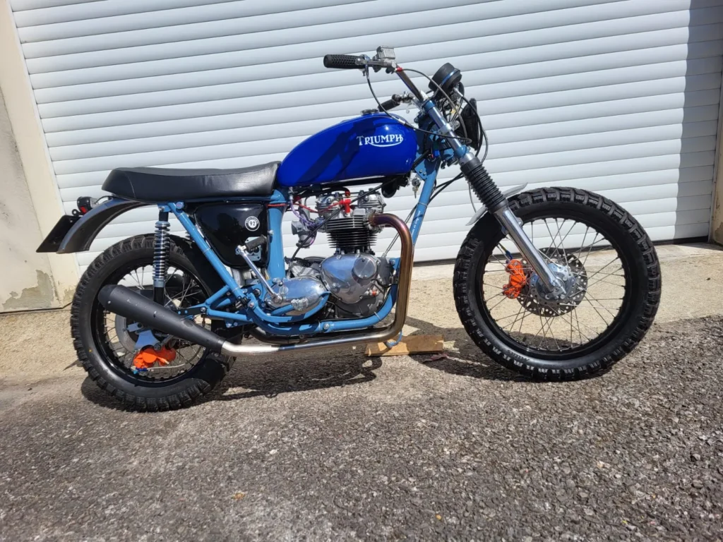 Triumph T140 Scrambler