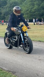 Triumph Thruxton Hitchcox Custom photo 3