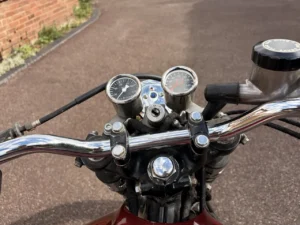 Custom Honda CB550 1977 photo 3