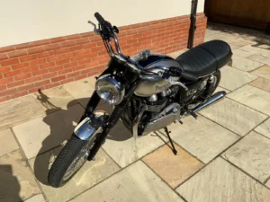 Triumph Thruxton Bonneville Custom photo 2