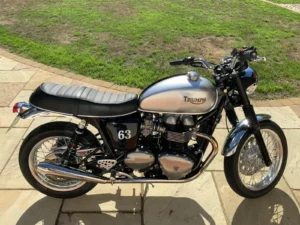 Triumph Thruxton Bonneville Custom photo 4