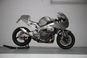 Honda CBR929 Fireblade photo 5