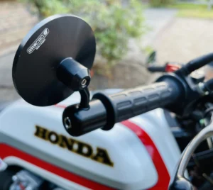 Honda CB900F photo 2