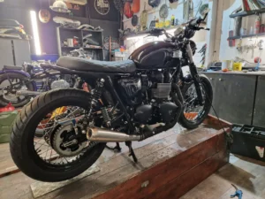 Triumph Bonneville Down & Out photo 2
