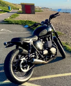 Triumph Bonneville Down & Out photo 6
