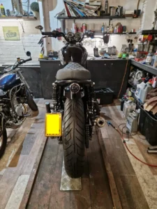 Triumph Bonneville Down & Out photo 5