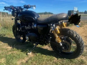 Triumph T120 Street Scrambler photo 3