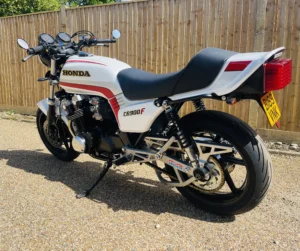 Honda CB900F photo 4